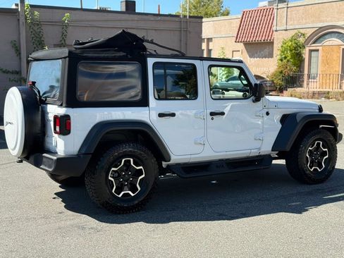 Used 2018 Jeep Wrangler Unlimited Sport S image 7