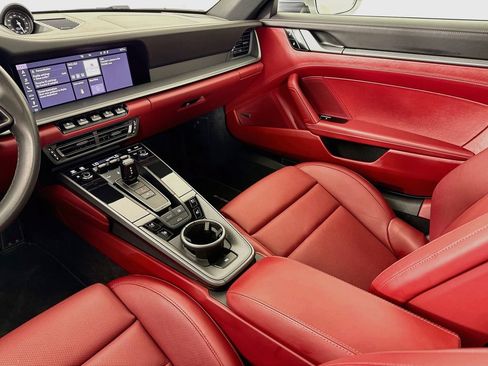 Certified 2020 Porsche 911 Carrera RWD image 26