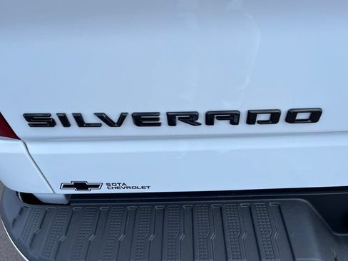 New 2026 Chevrolet Silverado 1500 RST w/ LPO, Dark Essentials Package AWD/4WD image 32