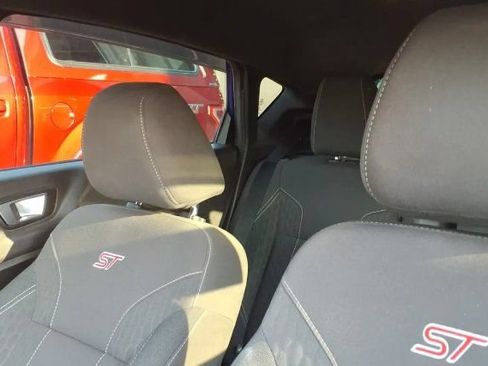 Used 2015 Ford Fiesta ST FWD image 4