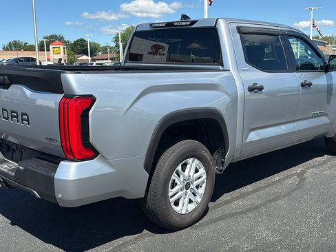 Used 2023 Toyota Tundra SR5 w/ SR5 Convenience Package AWD/4WD image 7