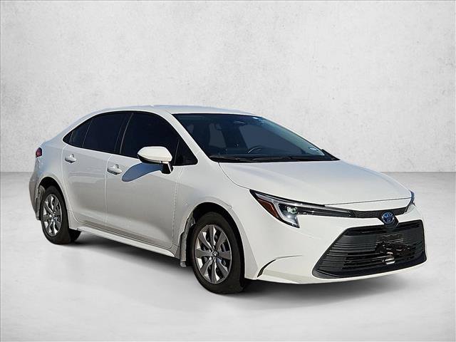 Used 2024 Toyota Corolla LE FWD image 4