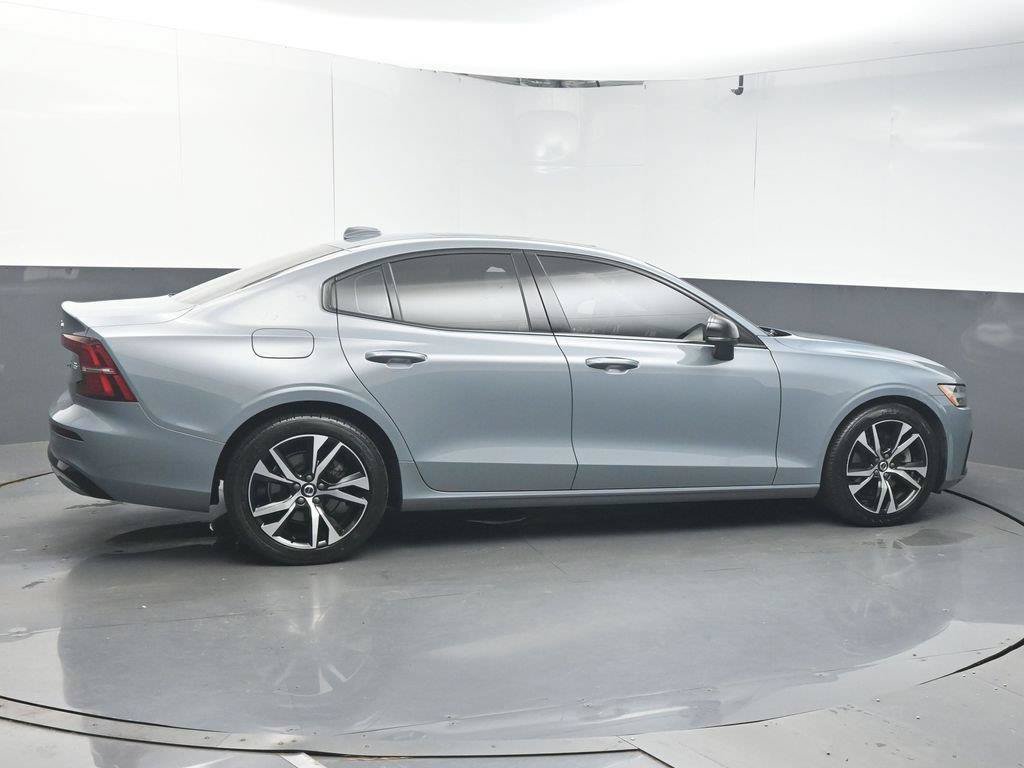 Used 2024 Volvo S60 B5 Core FWD image 8