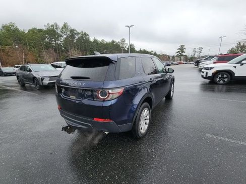 Used 2019 Land Rover Discovery Sport HSE image 11