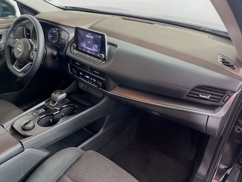 Used 2023 Nissan Rogue SV AWD/4WD image 28