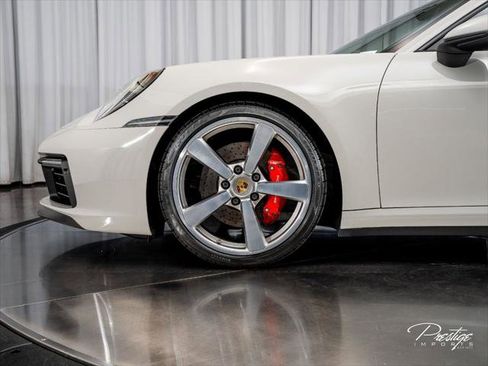 Used 2020 Porsche 911 Carrera S RWD image 12