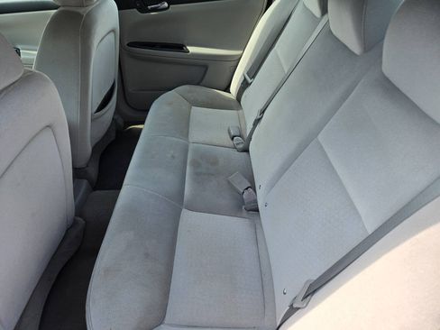 Used 2008 Chevrolet Impala LT FWD image 18