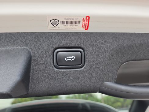 Certified 2024 Kia Sportage SX FWD image 11