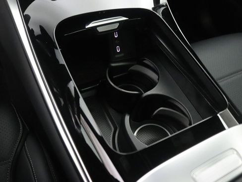 Certified 2026 Mercedes-Benz GLC 300 image 18