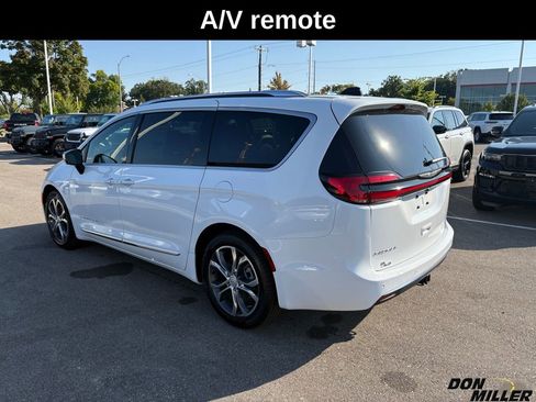 New 2026 Chrysler Pacifica Pinnacle w/ Trailer Tow Group image 5