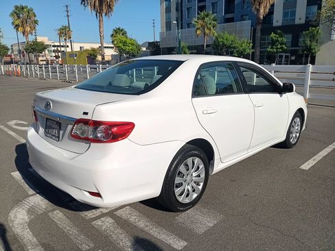 Used 2012 Toyota Corolla LE FWD image 8