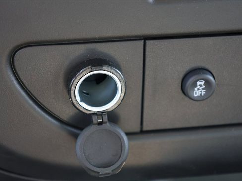 New 2025 Chevrolet Express 3500 w/ Driver Convenience Package image 37