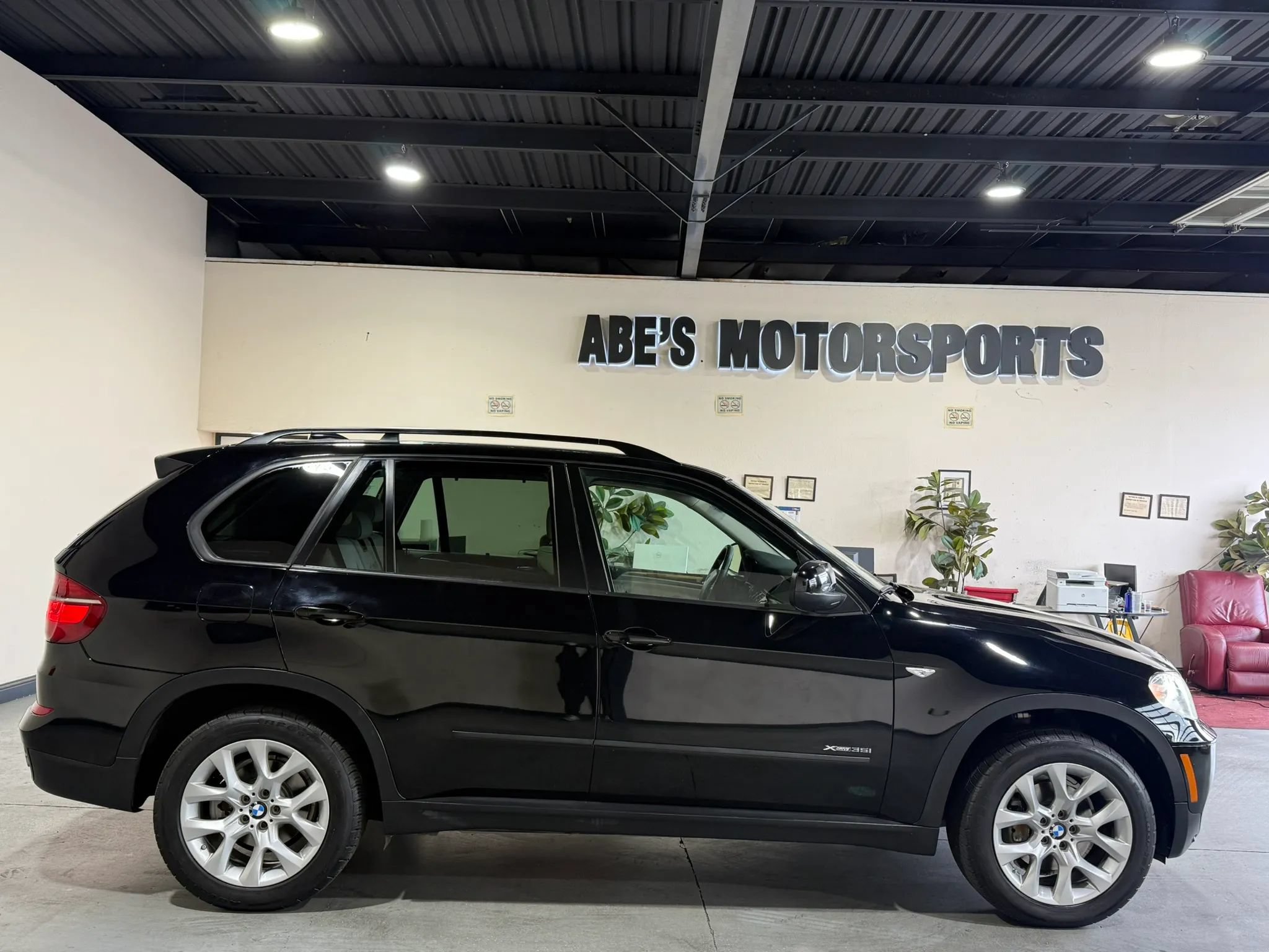 Used 2012 BMW X5 xDrive35i AWD/4WD image 4