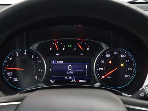 Used 2020 Chevrolet Equinox LT image 18