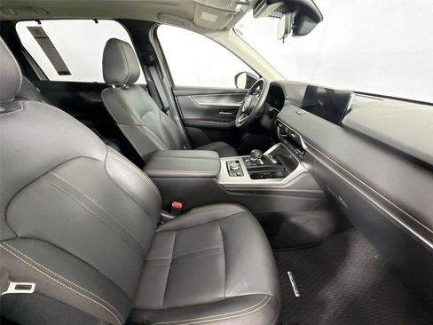 Certified 2025 MAZDA CX-90 Plug-In Hybrid w/ Preferred AWD/4WD image 44