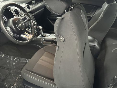 Used 2018 Ford Mustang GT w/ GT Performance Package image 27