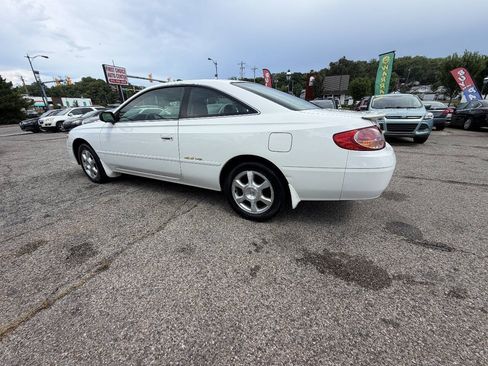 Used 2002 Toyota Solara SE FWD image 2