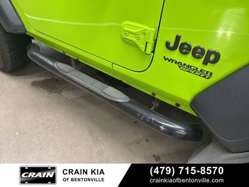 Used 2021 Jeep Wrangler Sport AWD/4WD image 11