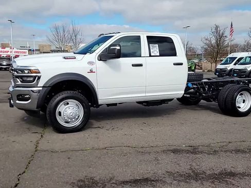 New 2026 RAM 5500 Tradesman image 4