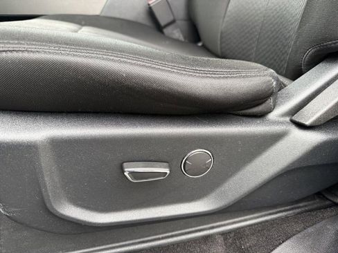 Used 2019 Ford Expedition XLT image 13