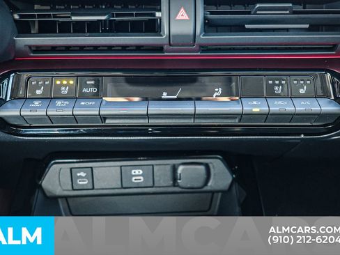 Used 2024 Toyota Prius Prime Premium w/ Advanced Technology Package FWD image 34