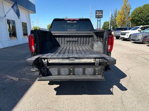 Used 2025 GMC Sierra 1500 Denali AWD/4WD image 7