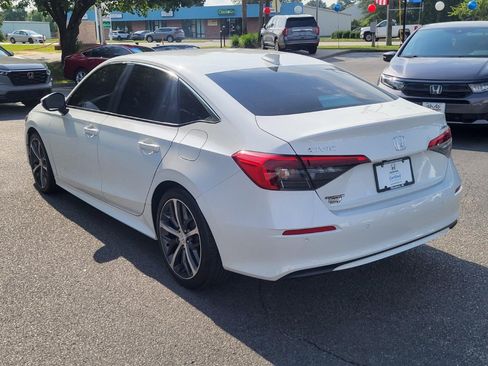 Certified 2023 Honda Civic Touring image 5
