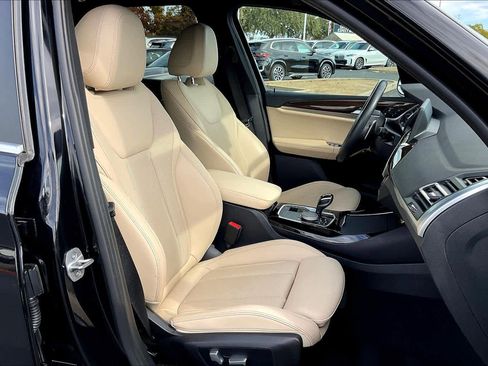 Used 2023 BMW X3 xDrive30i w/ Convenience Package image 10