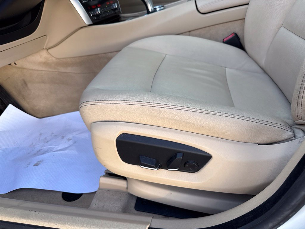 Used 2016 BMW 535i Gran Turismo xDrive AWD/4WD image 31