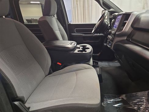 Used 2024 RAM 2500 Big Horn image 10