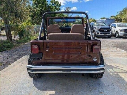 Used 1989 Jeep Wrangler 4WD image 6