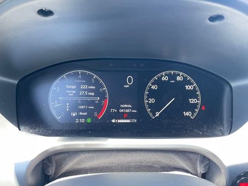 Used 2025 Honda HR-V LX image 23