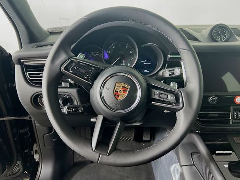 New 2026 Porsche Macan image 12