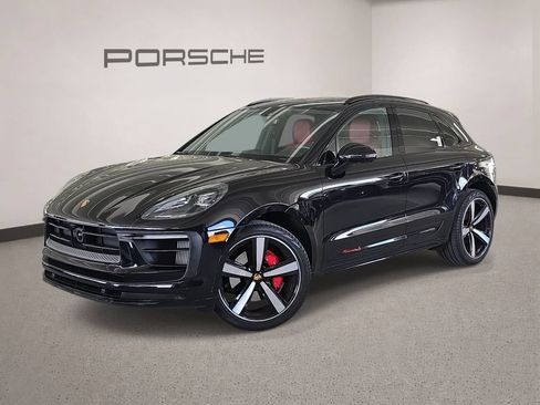 Used 2025 Porsche Macan S AWD/4WD image 1