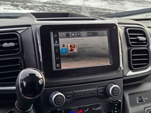 New 2025 RAM ProMaster 1500 w/ Quick Order Package 22G SLT image 14