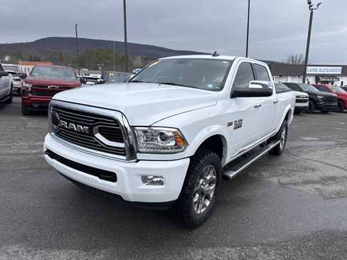 Used 2018 RAM 2500 Limited image 8