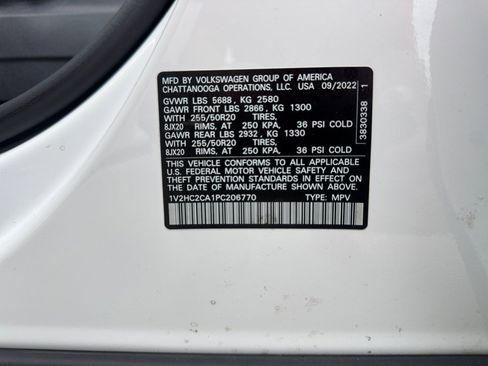 Used 2023 Volkswagen Atlas Cross Sport SE image 35