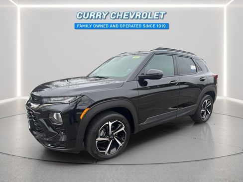 Used 2023 Chevrolet TrailBlazer RS w/ Sun and Liftgate Package image 4