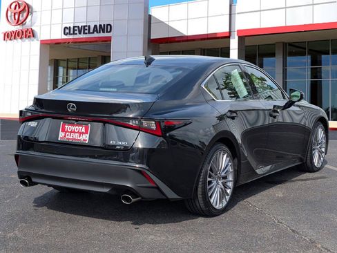 Used 2023 Lexus IS 300 AWD w/ Premium Package image 5