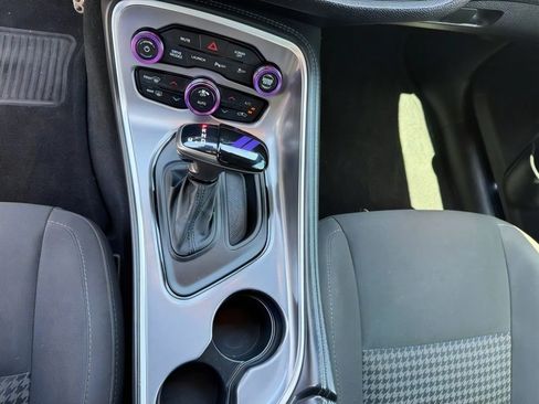 Used 2019 Dodge Challenger R/T Scat Pack w/ Driver Convenience Group RWD image 31