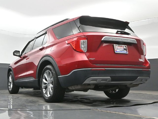 Used 2022 Ford Explorer XLT w/ Equipment Group 202A RWD image 25