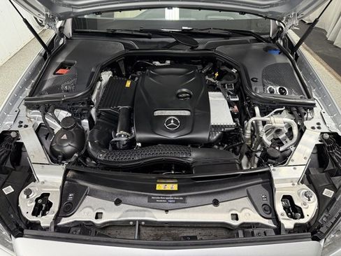 Used 2018 Mercedes-Benz E 300 4MATIC image 26