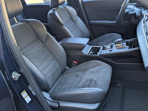 Used 2023 Mitsubishi Outlander SE image 24