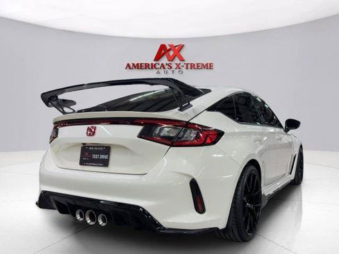 Used 2025 Honda Civic Type R image 7