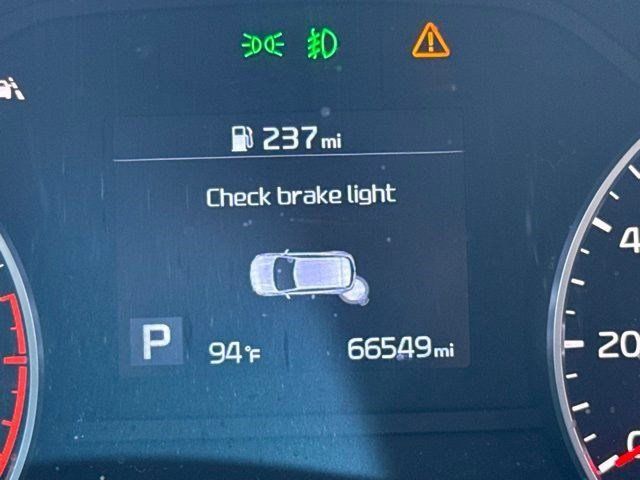 Used 2021 Kia Sportage EX w/ EX Technology Package FWD image 11