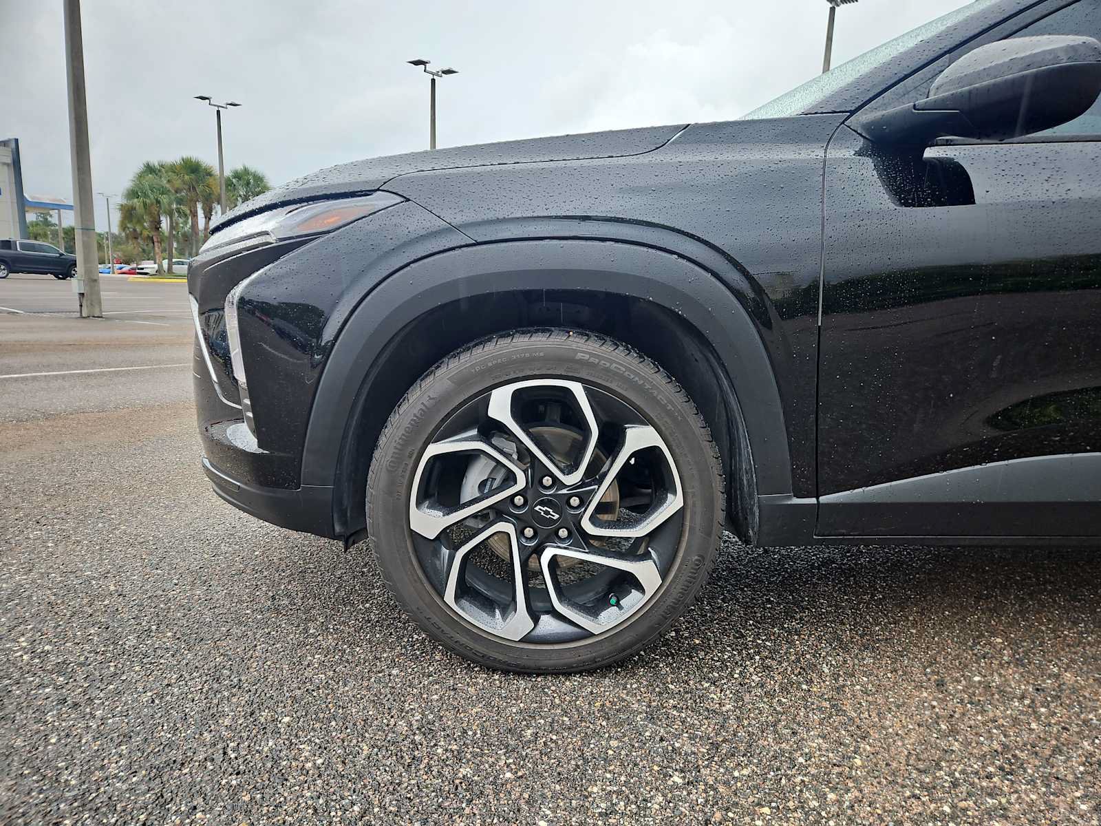 Used 2025 Chevrolet Trax RS w/ Driver Confidence Package FWD image 18