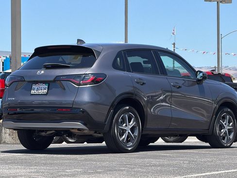 Used 2024 Honda HR-V EX-L image 4