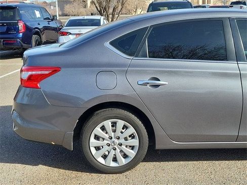 Used 2017 Nissan Sentra S image 4