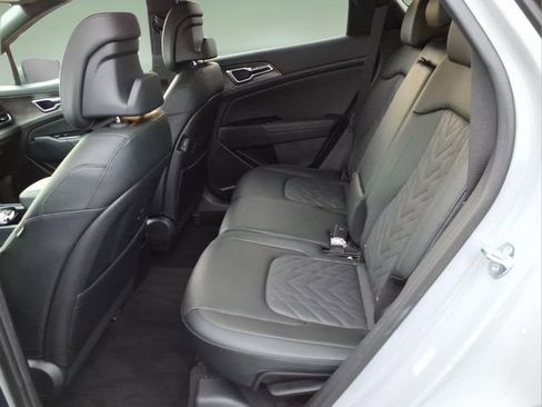 Used 2025 Kia Sportage X-Line w/ Premium Package image 12