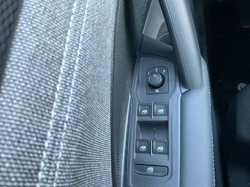 New 2025 Volkswagen Tiguan S image 24